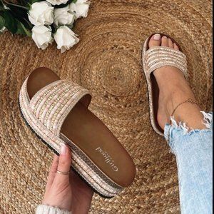 Lyna Wedge Mule ONE SIZE/ ONE PAIR LEFT